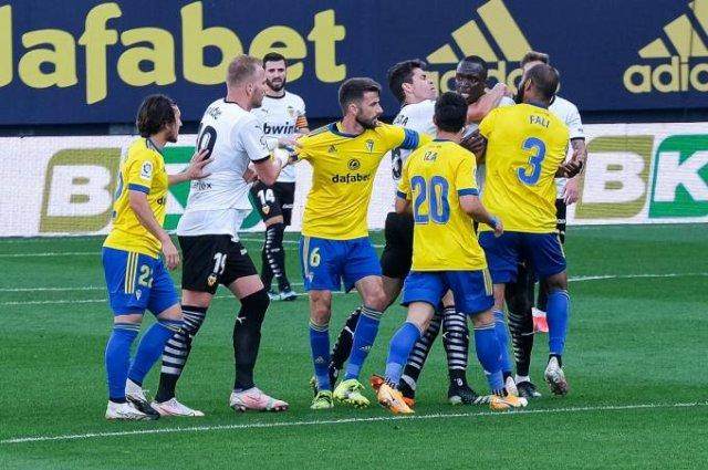 1617576641572038835.jpg 7860c38e-e480-4a42-a2a9-7ca160718167.jpg